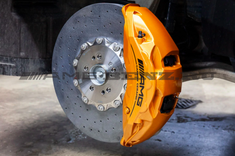 Ceramic composite braking system GLS 63 AMG X167