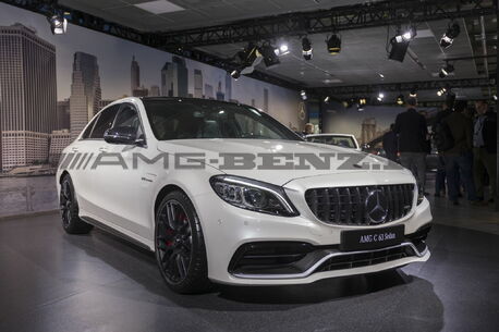 Рестайлинг C63 AMG W205 Mercedes NEW