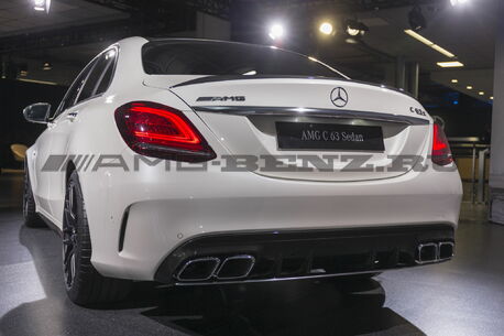 Рестайлинг C63 AMG W205 Mercedes NEW