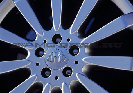 Логотипы MAYBACH W222