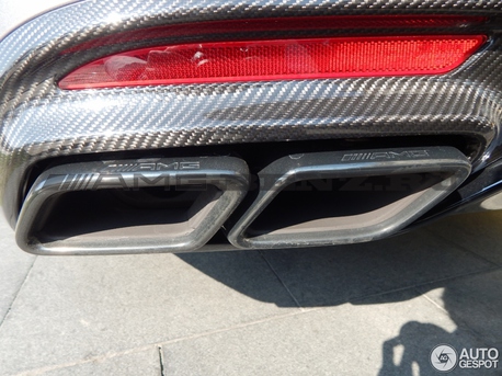 Карбоновый диффузор W217 S63 AMG
