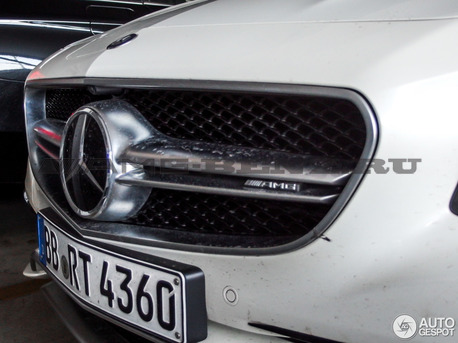 Решетка радиатора S63 AMG W217