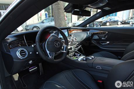 Спортивное рулевое колесо S63 AMG Coupe